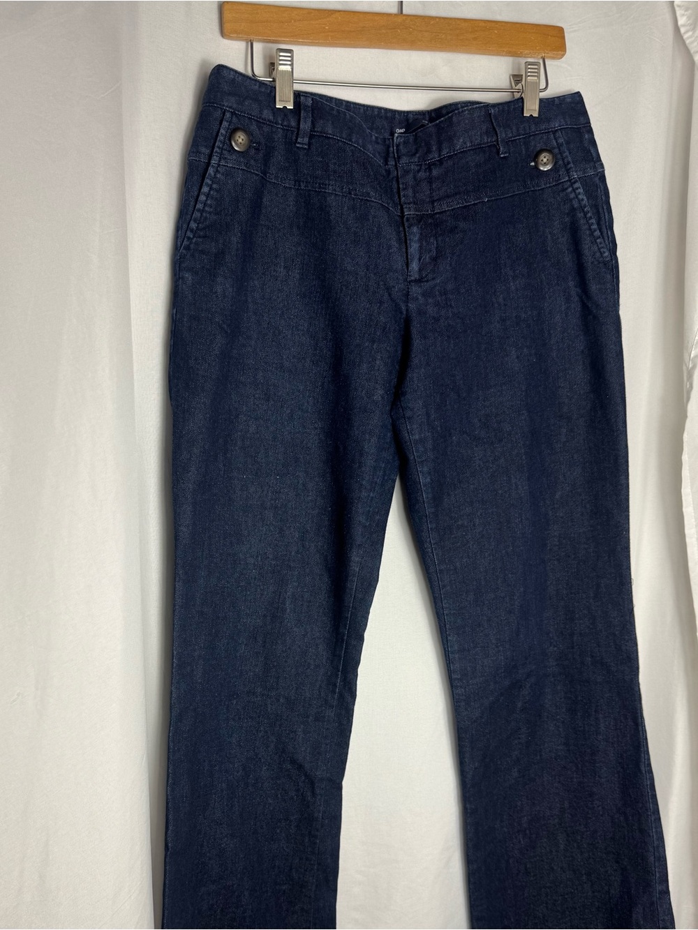 Gap hip snug fit causal low rise women’s Blue Jeans wide leg long stretch 10